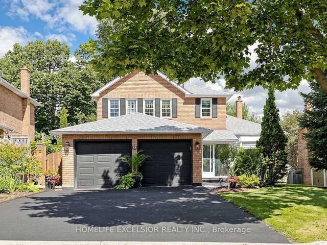 88 KEMANO ROAD Aurora Ontario, L4G 2Y3 - 4 Bedrooms Home For Sale