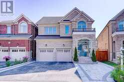 5 BLACKSMITH TRAIL | East Gwillimbury Ontario | Slide Image One