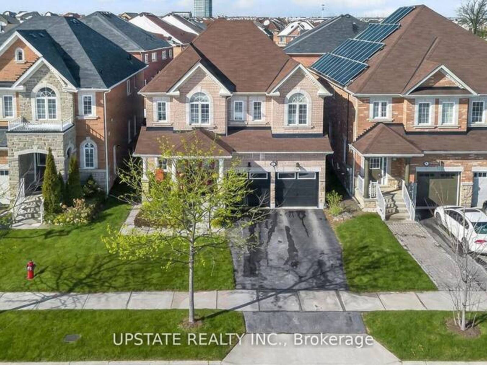 5 DILLON DRIVE, Brampton, Ontario L6X 3B6