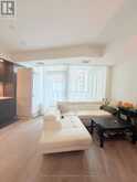 301 - 259 THE KINGSWAY | Toronto Ontario | Slide Image Twelve