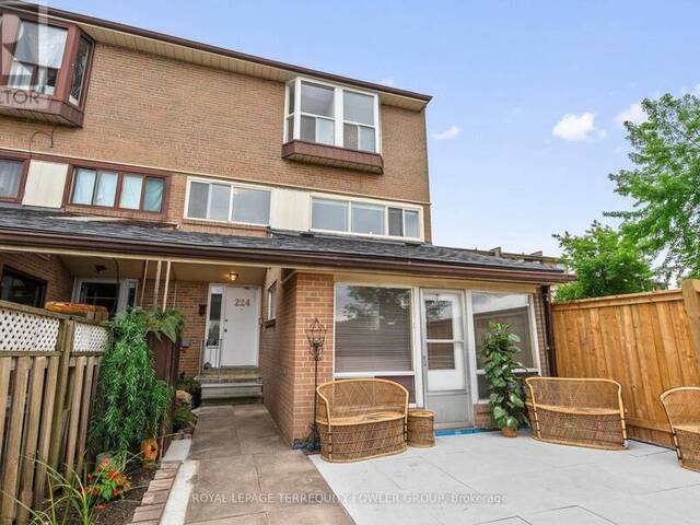 224 - 260 JOHN GARLAND BOULEVARD Toronto Ontario, M9V 1N8 - 4 Bedrooms Condo For Sale