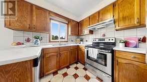 2 JANUS PLACE | Vaughan Ontario | Slide Image Ten