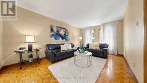 2 JANUS PLACE | Vaughan Ontario | Slide Image Four