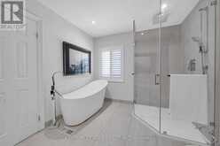 543 QUEENS DRIVE | Toronto Ontario | Slide Image Twenty-seven