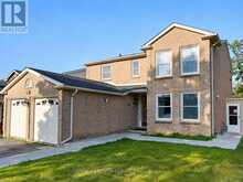 35 GOLDEN MEADOW DRIVE | Kitchener Ontario | Slide Image Two