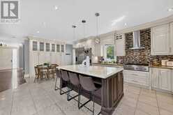 302 BROOKSIDE ROAD | Richmond Hill Ontario | Slide Image Fifteen