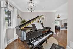 302 BROOKSIDE ROAD | Richmond Hill Ontario | Slide Image Twenty-two