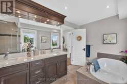 302 BROOKSIDE ROAD | Richmond Hill Ontario | Slide Image Thirty-one
