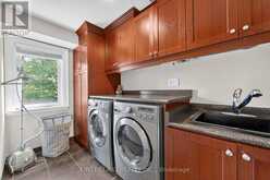 302 BROOKSIDE ROAD | Richmond Hill Ontario | Slide Image Thirty-three