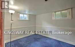 49 DON MOR DRIVE | Newmarket Ontario | Slide Image Eleven