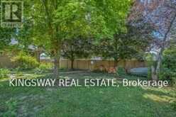 49 DON MOR DRIVE | Newmarket Ontario | Slide Image Fourteen