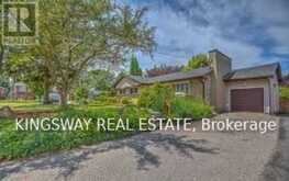 49 DON MOR DRIVE | Newmarket Ontario | Slide Image Two