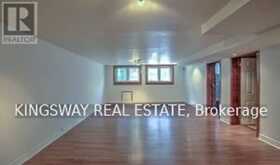 49 DON MOR DRIVE | Newmarket Ontario | Slide Image Nine