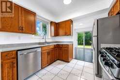 35 KITSILANO CRESCENT | Richmond Hill Ontario | Slide Image Ten