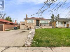 251 THISTLE DOWN BOULEVARD Toronto Ontario, M9V 1K6