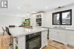 2505 YARMOUTH CRESCENT | Oakville Ontario | Slide Image Sixteen
