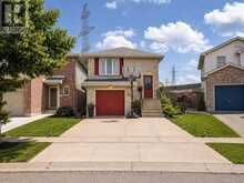 35 PHAIR CRESCENT | London Ontario | Slide Image One
