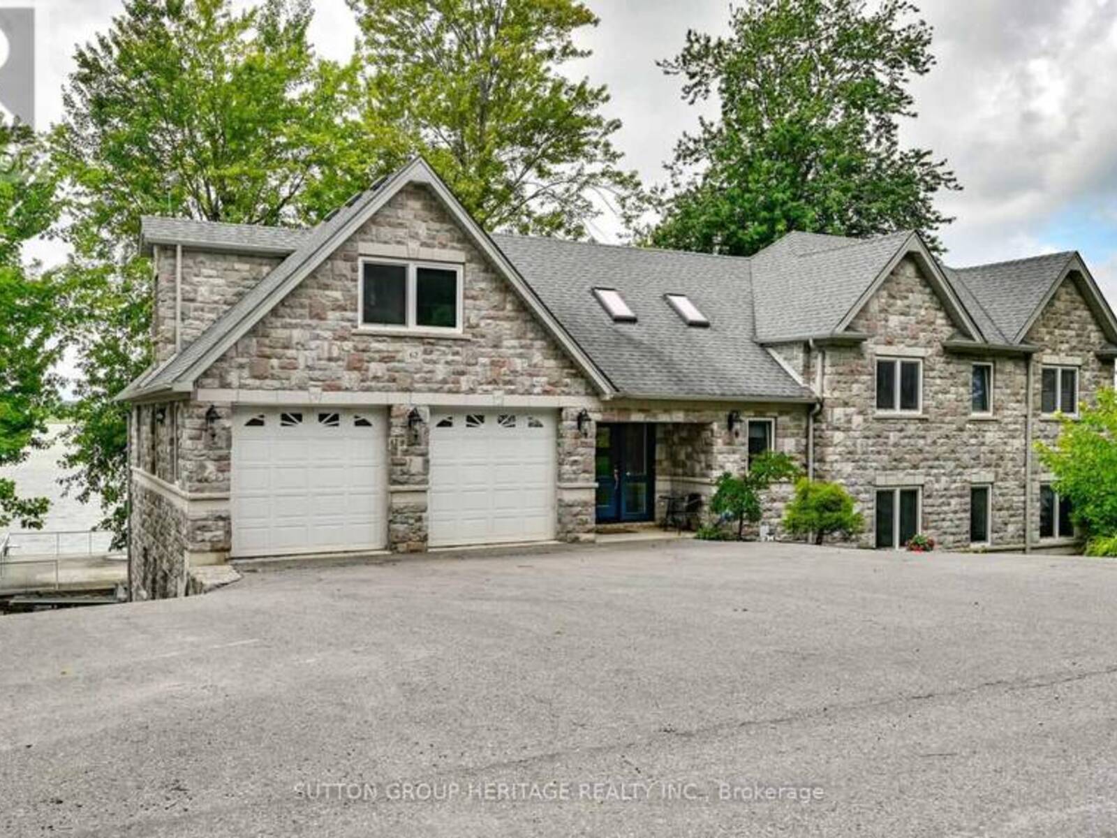 62 LAKESIDE BEACH ROAD, Scugog, Ontario L9L 1B4