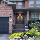 14 GAS LIGHT CRESCENT | Vaughan Ontario | Slide Image Three