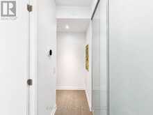 3901 - 488 UNIVERSITY AVENUE | Toronto Ontario | Slide Image Eight
