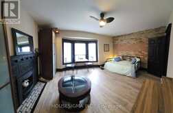256 WOODBINE AVENUE | Toronto Ontario | Slide Image Five
