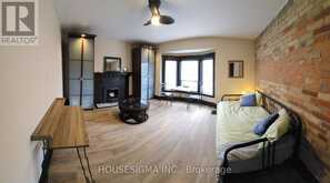 256 WOODBINE AVENUE | Toronto Ontario | Slide Image Six