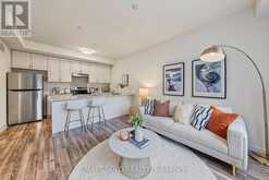 105 - 370D RED MAPLE ROAD | Richmond Hill Ontario | Slide Image Ten