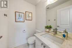 105 - 370D RED MAPLE ROAD | Richmond Hill Ontario | Slide Image Eleven