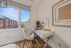 105 - 370D RED MAPLE ROAD | Richmond Hill Ontario | Slide Image Thirteen