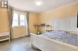 127 TOMLINSON CIRCLE | Markham Ontario | Slide Image Thirteen