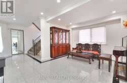 127 TOMLINSON CIRCLE | Markham Ontario | Slide Image Seventeen