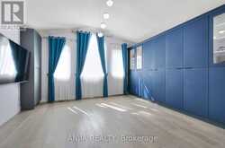 127 TOMLINSON CIRCLE | Markham Ontario | Slide Image Three