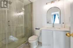 127 TOMLINSON CIRCLE | Markham Ontario | Slide Image Five