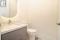 8 PLANET STREET | Richmond Hill Ontario | Slide Image Eleven