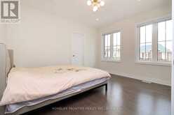 8 PLANET STREET | Richmond Hill Ontario | Slide Image Sixteen