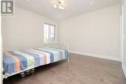 8 PLANET STREET | Richmond Hill Ontario | Slide Image Eighteen