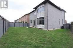 8 PLANET STREET | Richmond Hill Ontario | Slide Image Twenty-three