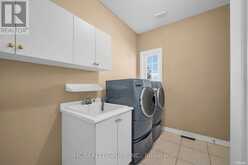 77 SUTCLIFFE CRESCENT | Markham Ontario | Slide Image Thirty-nine