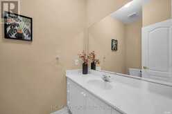 77 SUTCLIFFE CRESCENT | Markham Ontario | Slide Image Forty