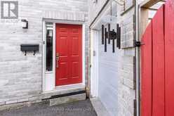 28 PAE DRIVE | Barrie Ontario | Slide Image Four