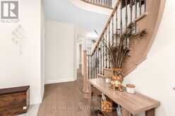 15 FARRINGDON CRESCENT | Brampton Ontario | Slide Image Eleven