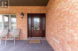 708 SPITFIRE STREET | Woodstock Ontario | Slide Image Six