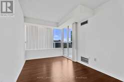 1410 - 11 TOWNSGATE DRIVE | Vaughan Ontario | Slide Image Twelve
