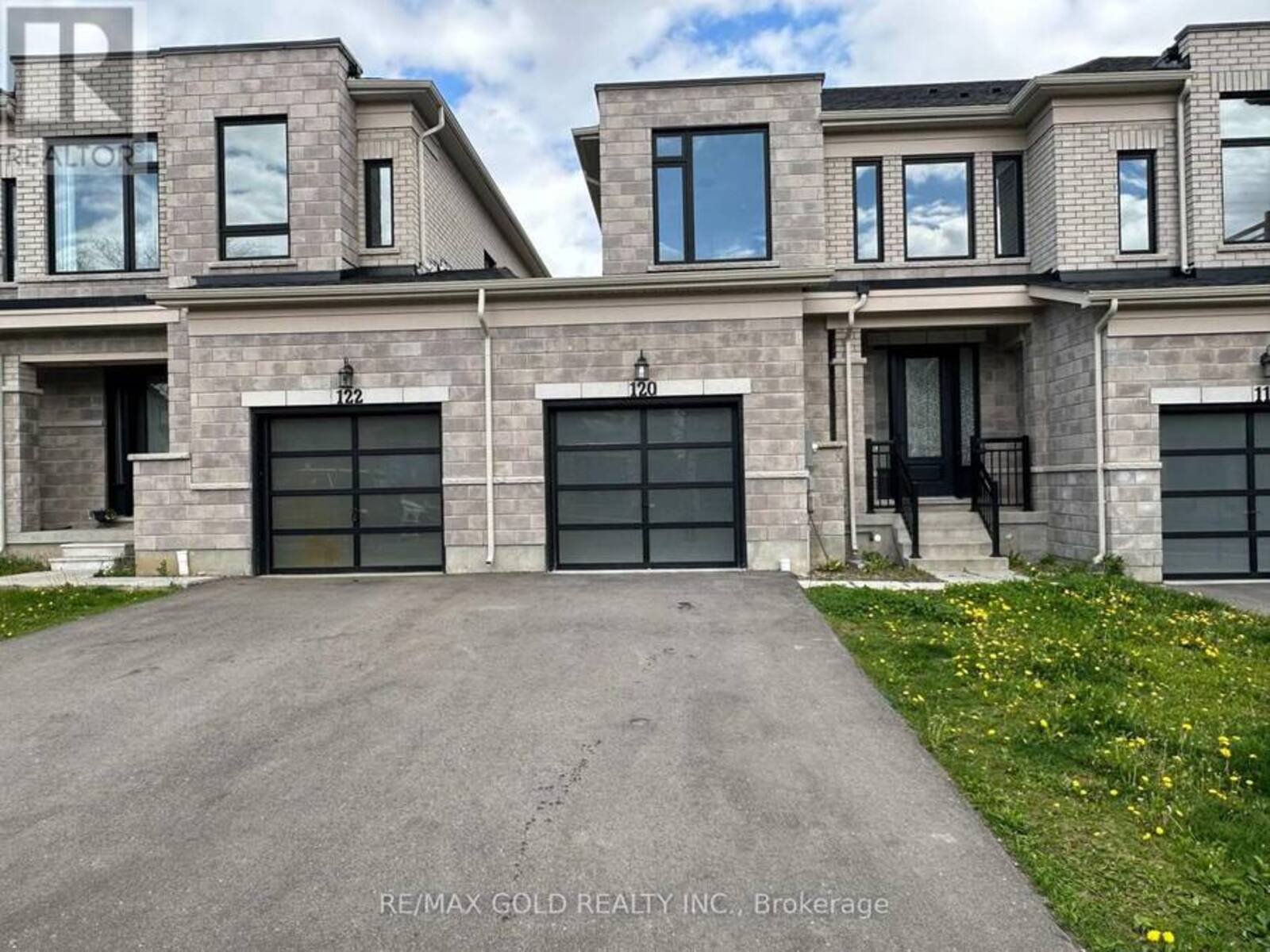 120 HUNTINGFORD TRAIL, Woodstock, Ontario N4T 0M3