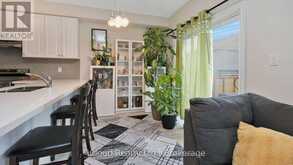 73 LORNE THOMAS PLACE | Alliston Ontario | Slide Image Seventeen