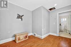 85 MAPLE AVENUE | Barrie Ontario | Slide Image Nine
