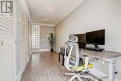 38 METROPOLITAN CRESCENT | Georgina Ontario | Slide Image Thirty-five
