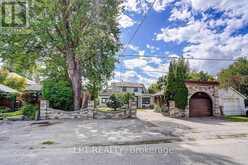 38 METROPOLITAN CRESCENT | Georgina Ontario | Slide Image Thirty-six