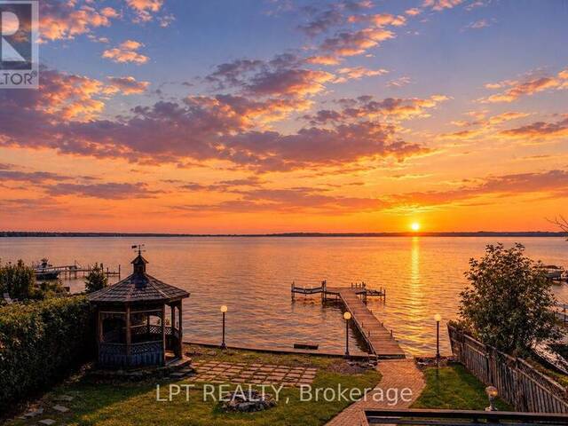 38 METROPOLITAN CRESCENT Georgina Ontario, L4P 1L5 - 4 Bedrooms Waterfront Home For sale