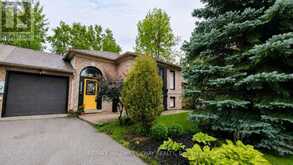 5 HARBOUR CRESCENT | Wasaga Beach Ontario | Slide Image One